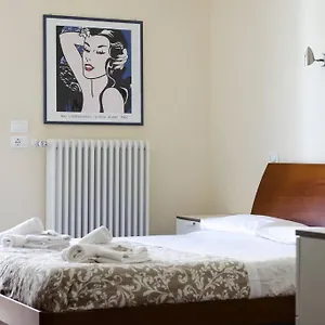  Apartamento - Spazioso Nel Centro Di Italia